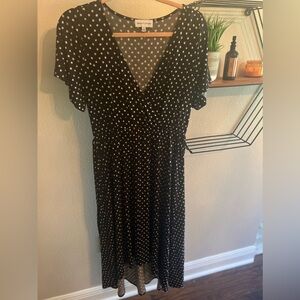 Casual black cotton dress.